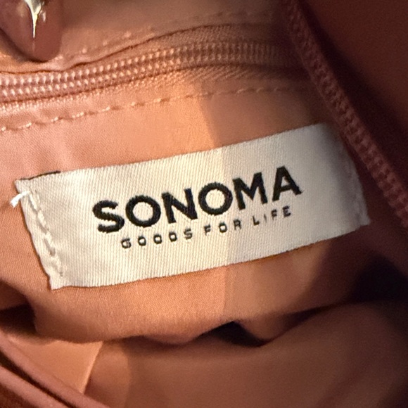 Backpack - Picture 3 of 3